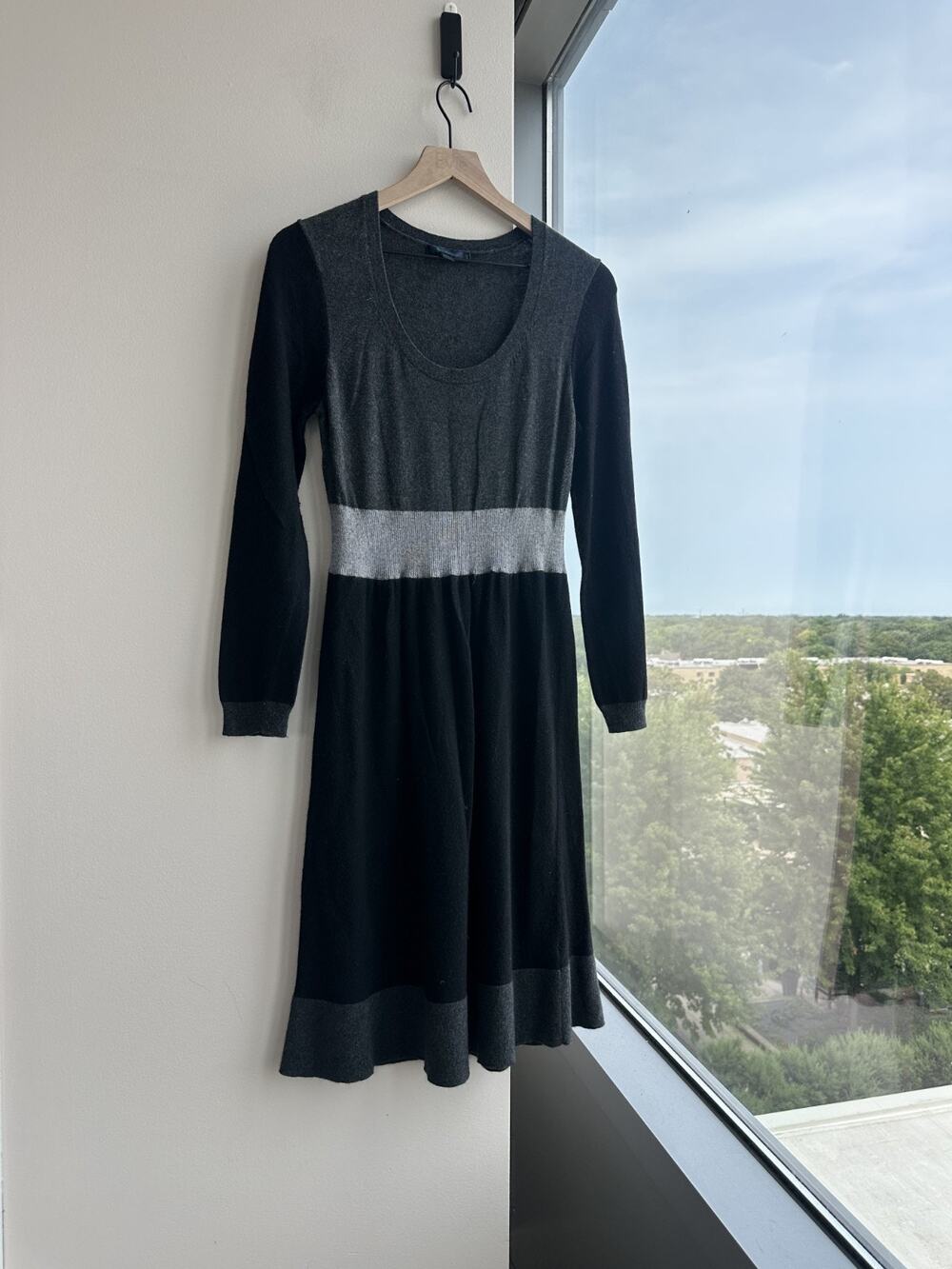 Boden Black Grey Long Sleeve Colorblock Knit Sweater Dress Sz 14R
